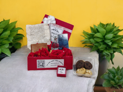 Classic Couple Charm Gift Hamper